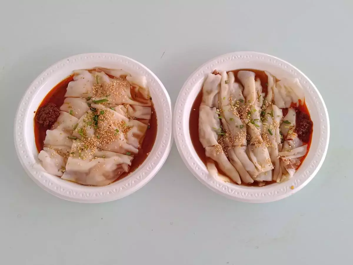 Ah Girl HK Style Chee Cheong Fun: Prawns & Char Siew Chee Cheong Fun