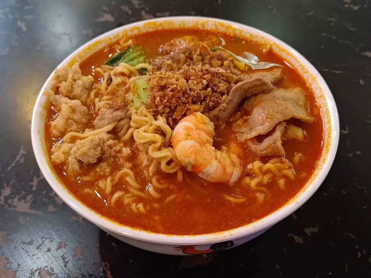 Ah Gong KKM: Spicy Ke Kou Mian with Prawns, Meatballs, Pork & Liver Slices