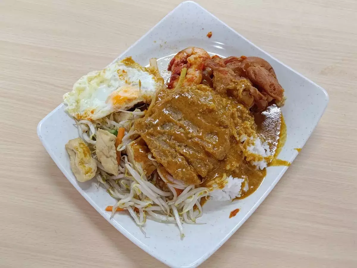 Ah Gong Traditional Hainanese Curry Rice: Pork Chop, Fried Prawns, Sambal Prawns, Bean Sprouts, Fried Egg with Rice & Curry
