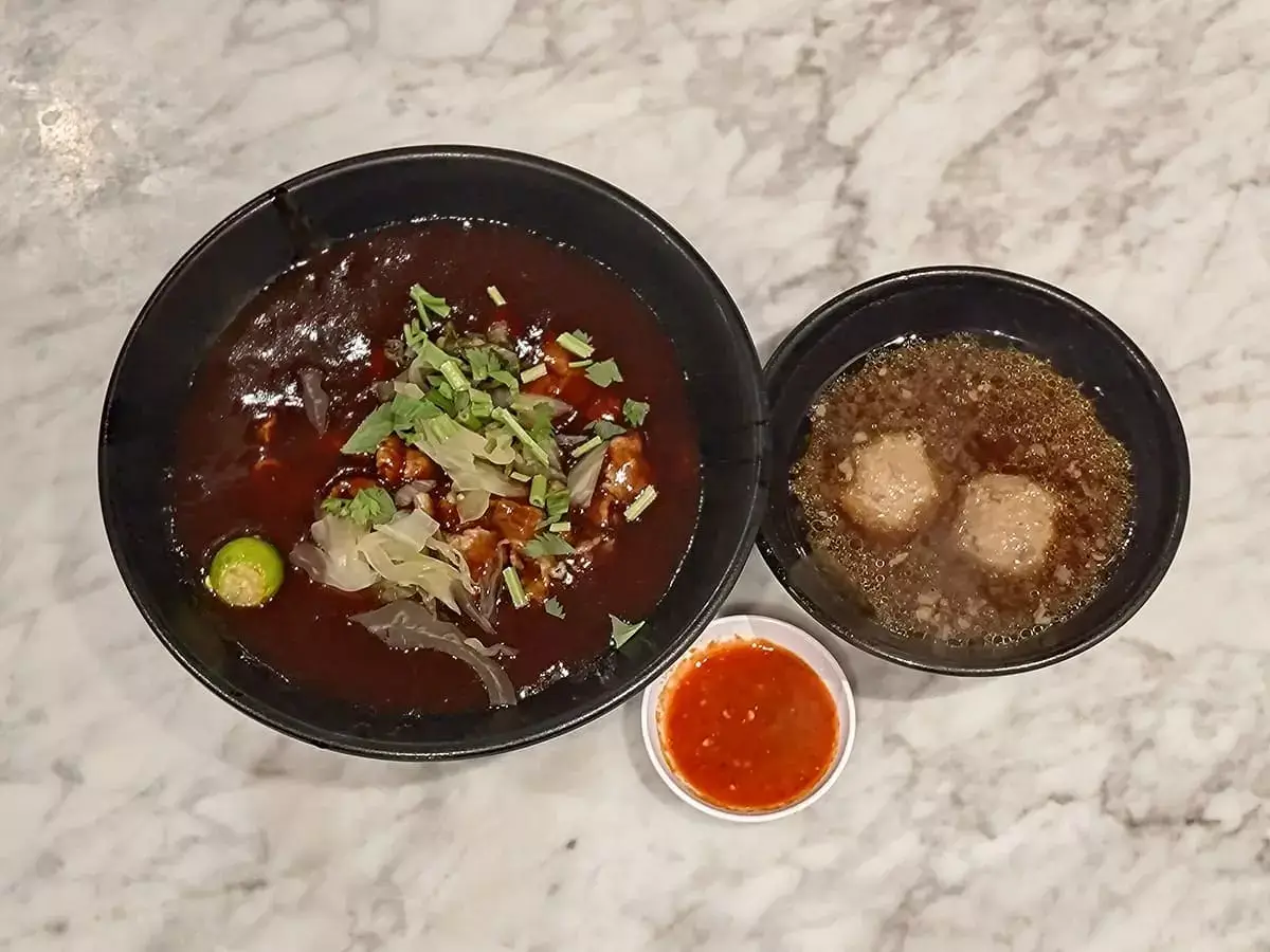 Blanco Court Beef Noodles: Sliced Beef Noodles & Beef Ball Soup