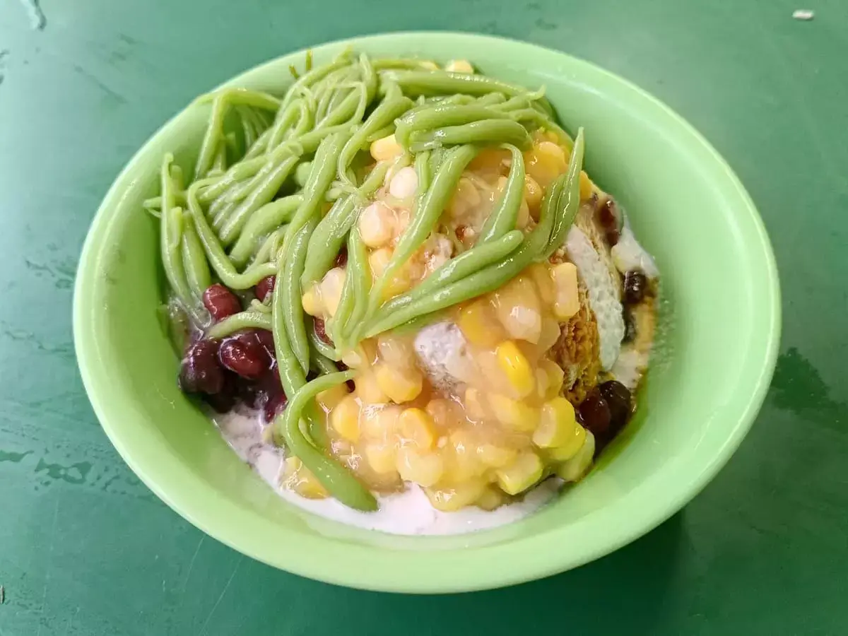 Chendol Coconut Dessert: Chendol with Green Jelly, Red Bean & Sweet Corn