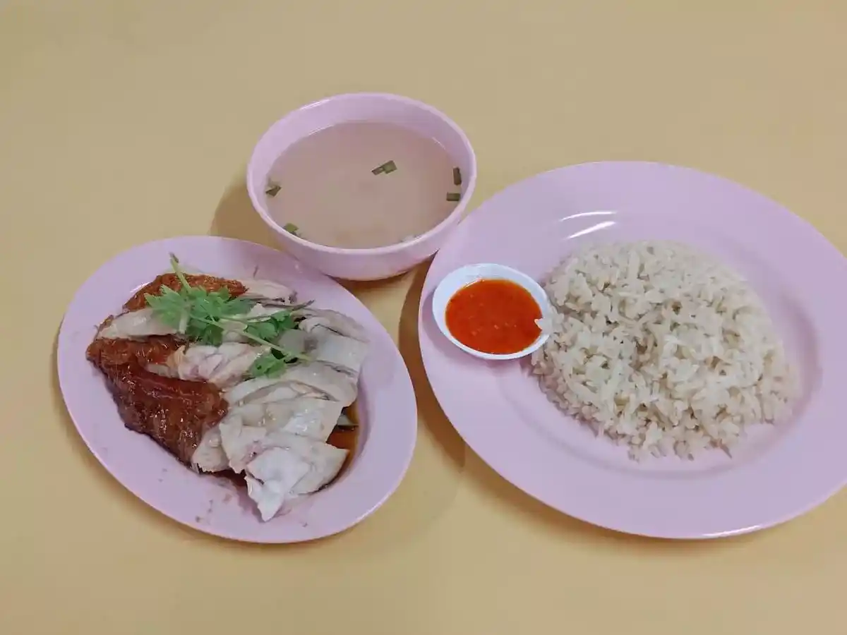 Chinatown Chicken Rice: Hainanese Chicken & Roast Chicken, Rice & Soup