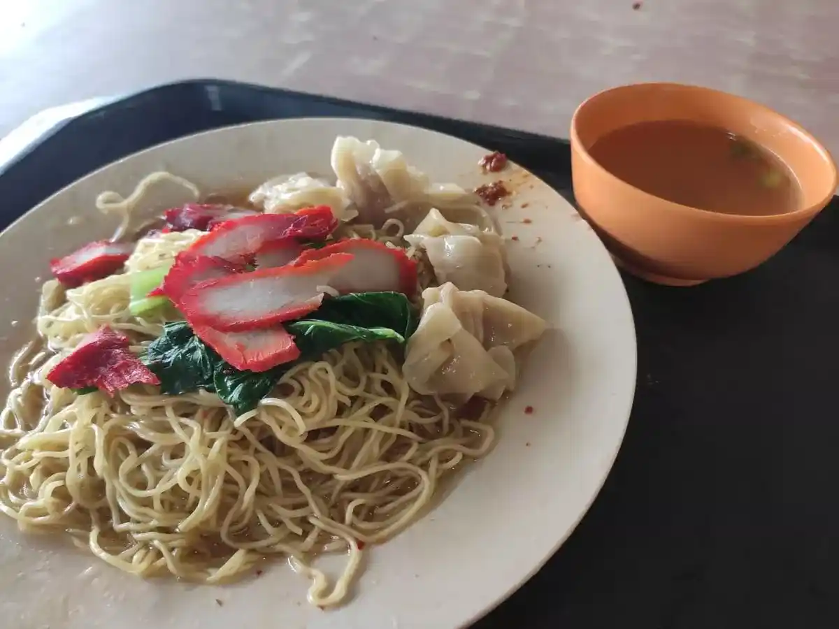 Dover Road Kai Kee Wanton Noodle: Wanton Mee & Soup