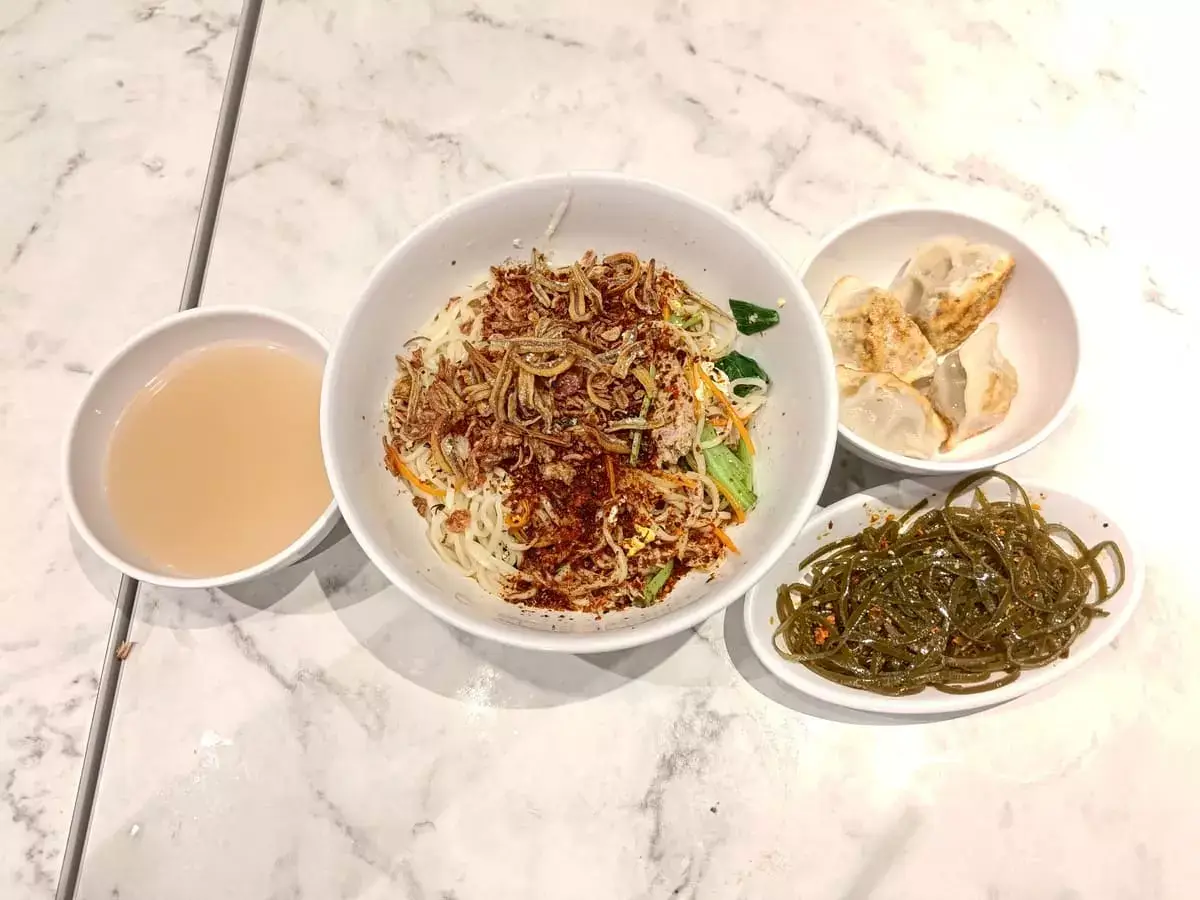 Formosa Delights: You Po Mian, Fried Dumplings & Seaweed