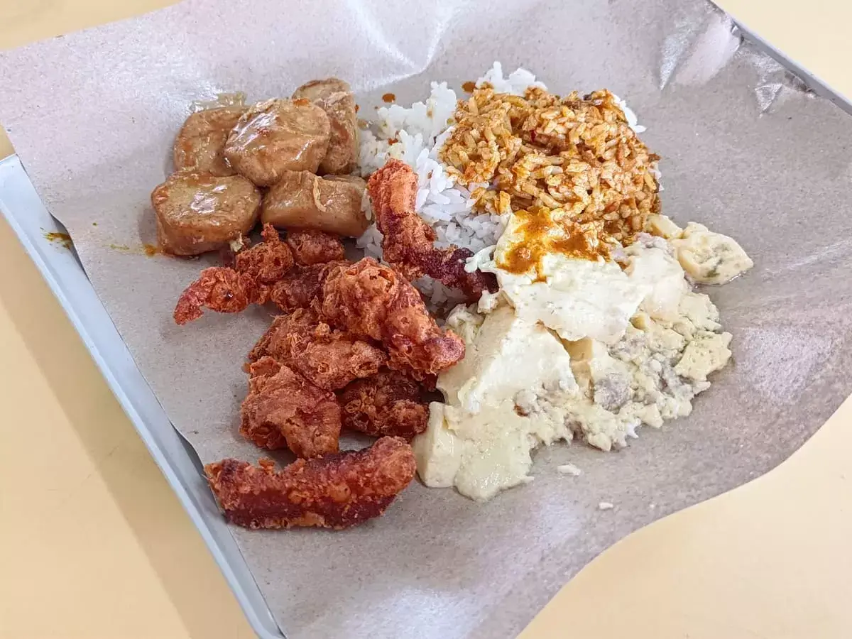 Gao Chu Economic Rice Stall: Nam Yu Pork, Egg Tofu, Steamed Egg with Rice & Curry