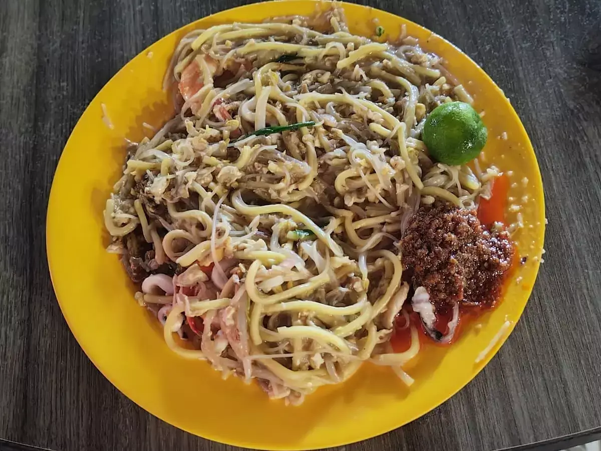 Geylang 29 Charcoal Fried Hokkien Mee: Fried Hokkien Mee