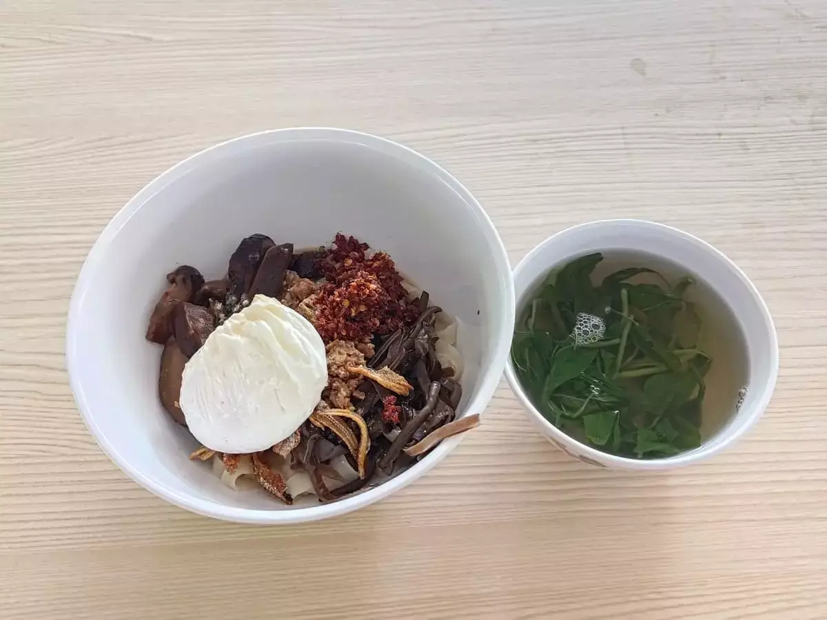 Grandma Ban Mian: Chilli Ban Mian & Soup