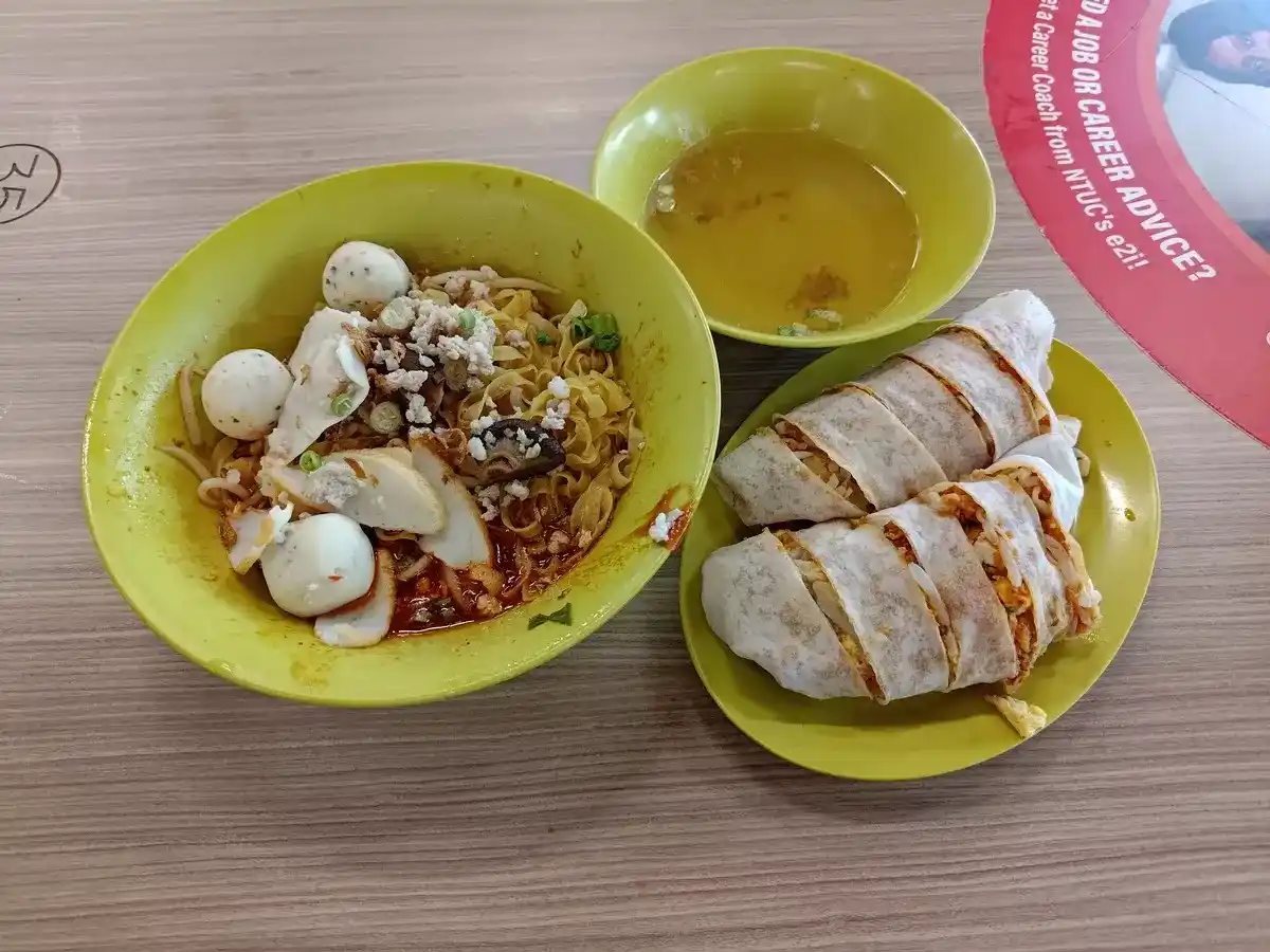 Heng Heng Popiah Fishball Noodle: Mee Pok & Popiah