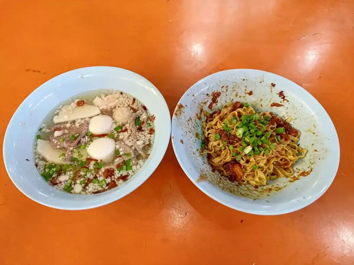 Hock Lai Seng Teochew Fishball Bak Chor Mee: Mee Pok & Soup