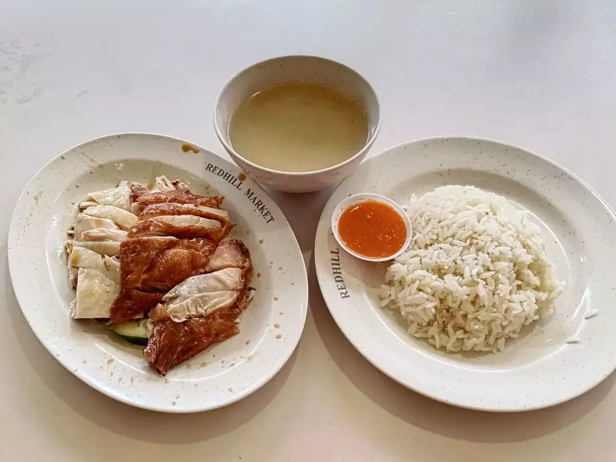 Hoe Kee Chicken Rice: Hainanese Chicken & Roast Chicken, Rice & Soup