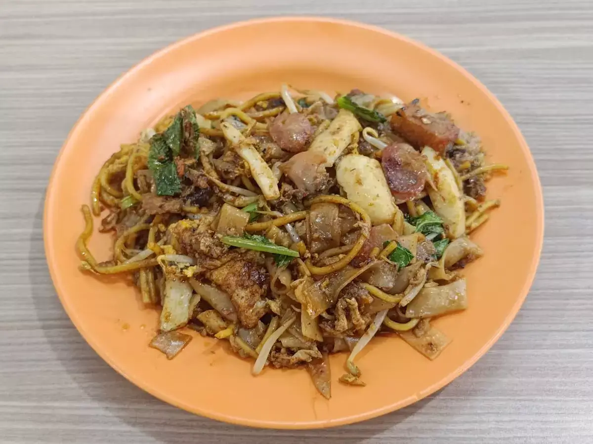 Hup Heng Fried Kway Teow Chicken Fried Rice: Fried Kway Teow
