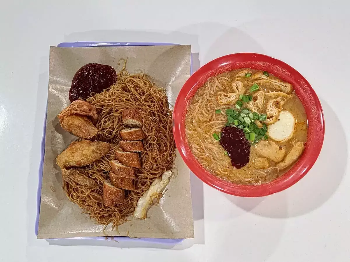 Jin Cheng Economic Bee Hoon: Fried Mee Hoon & Mee Siam