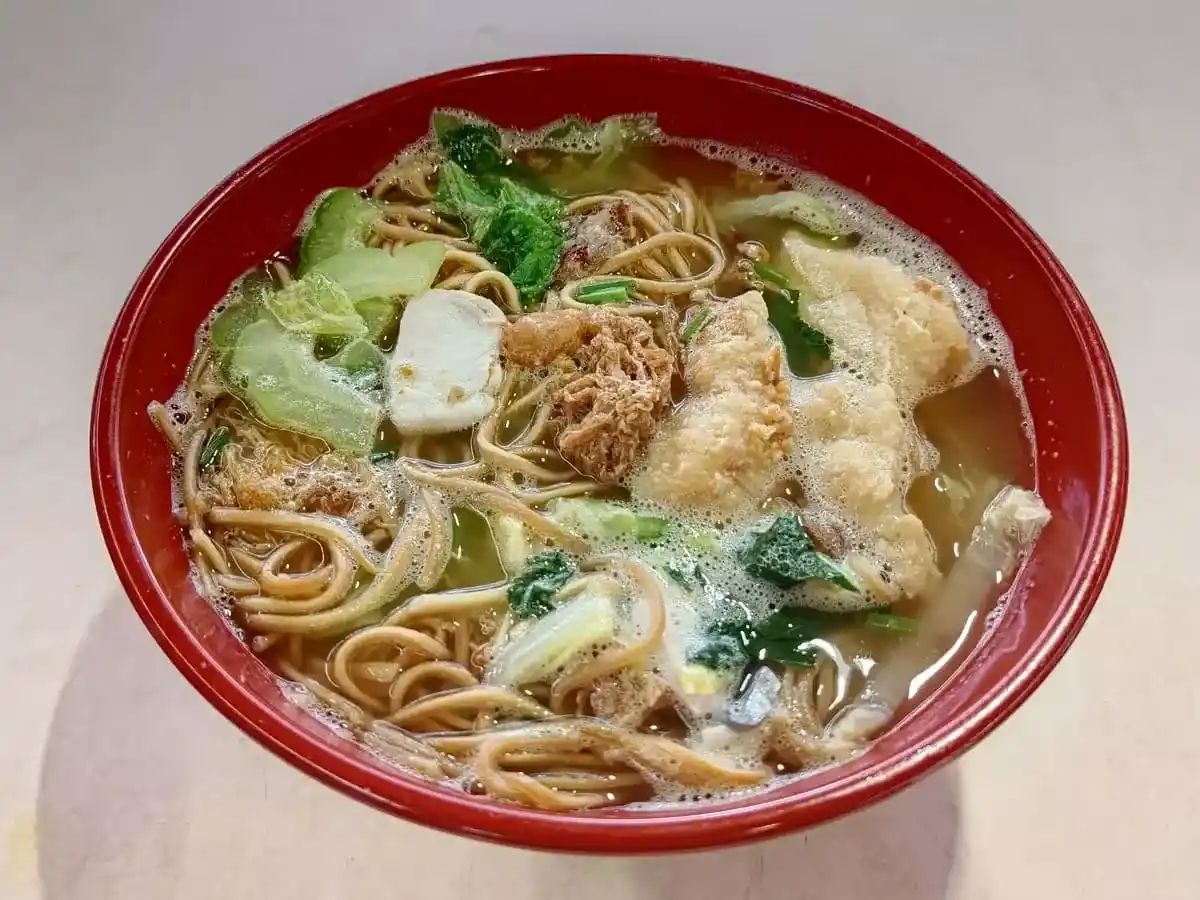 Min Fei Fish Soup: Double Fish Yee Mee
