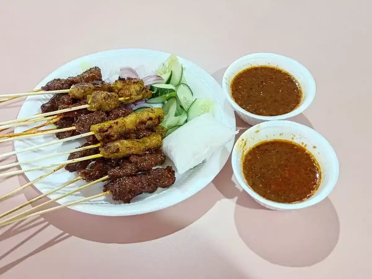 Original Alhambra Satay: Assorted Satay & Satay Sauce