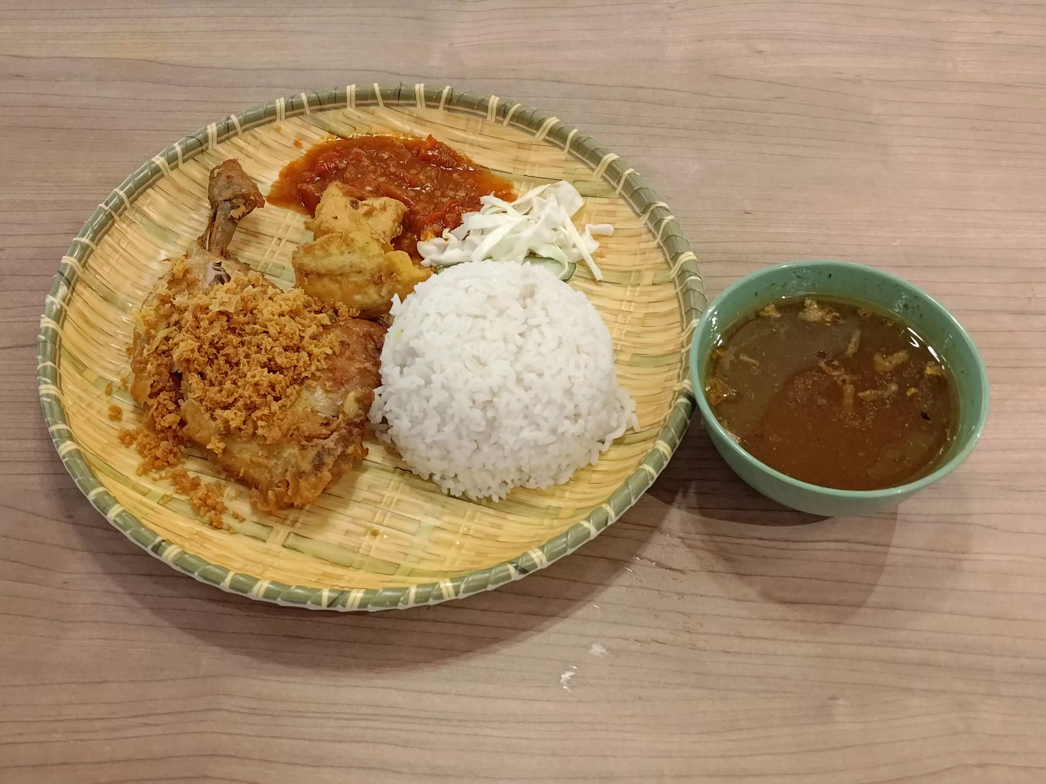 Penyet King: Ayam Penyet with Rice & Soup