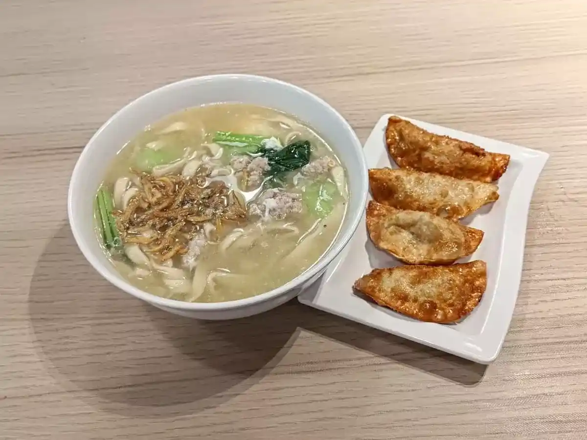 Qiu Lian Ban Mee: Ban Mian Soup & Fried Dumplings