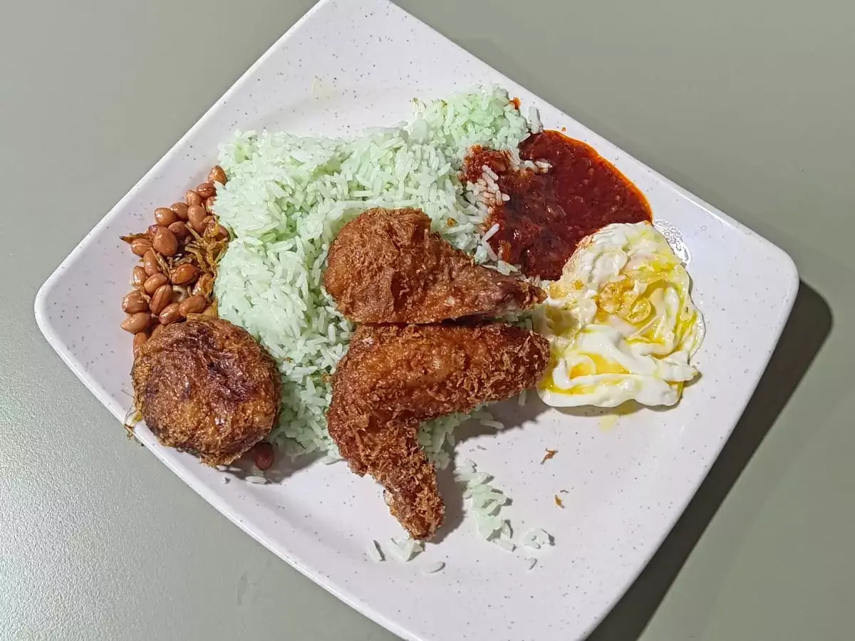 Queen Street Nasi Lemak: Nasi Lemak with Fried Chicken Wing, Fried Egg, Begedil, Ikan Bilis Peanuts