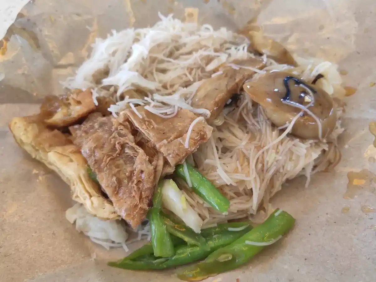 Ru Yi Vegetarian Food: Vegetarian Fried Mee Hoon