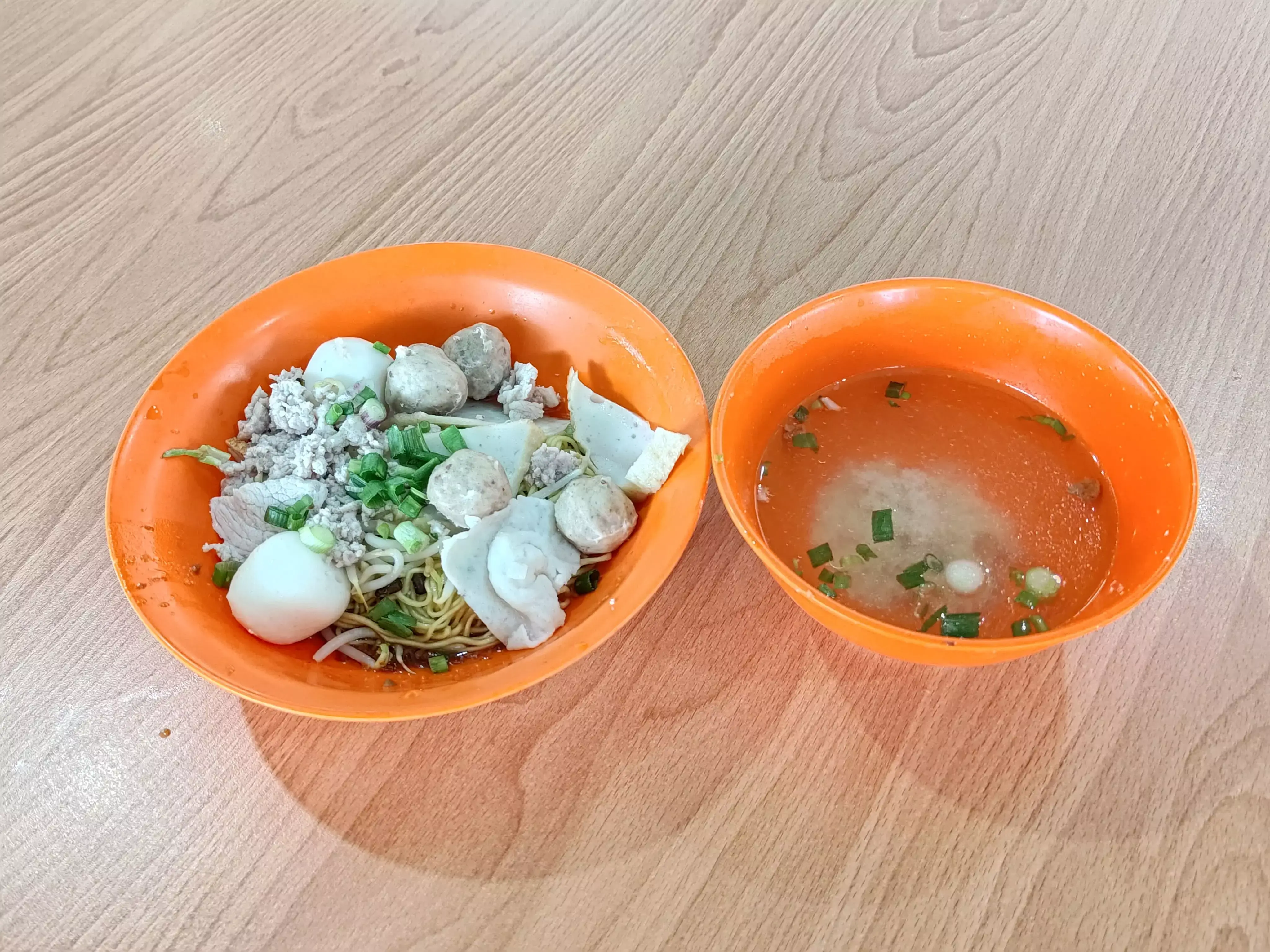 Seng Hoe Fish Ball Minced Meat Noodle: Fishball Minced Meat Mee Kia & Soup