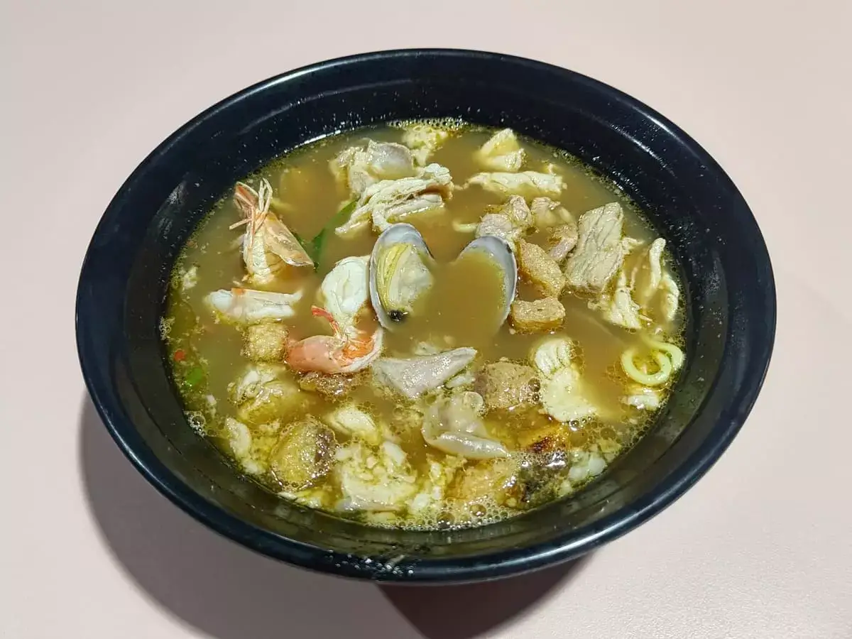 Swee Traditional Prawn Noodle: Signature Prawn Mee Soup Yellow Noodles