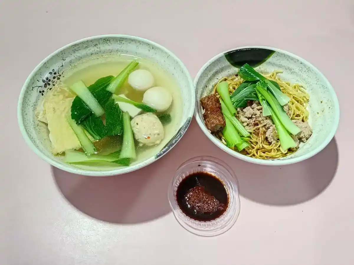 Uncle Sim Traditional Yong Tau Fu: Yong Tau Foo Soup & Noodles