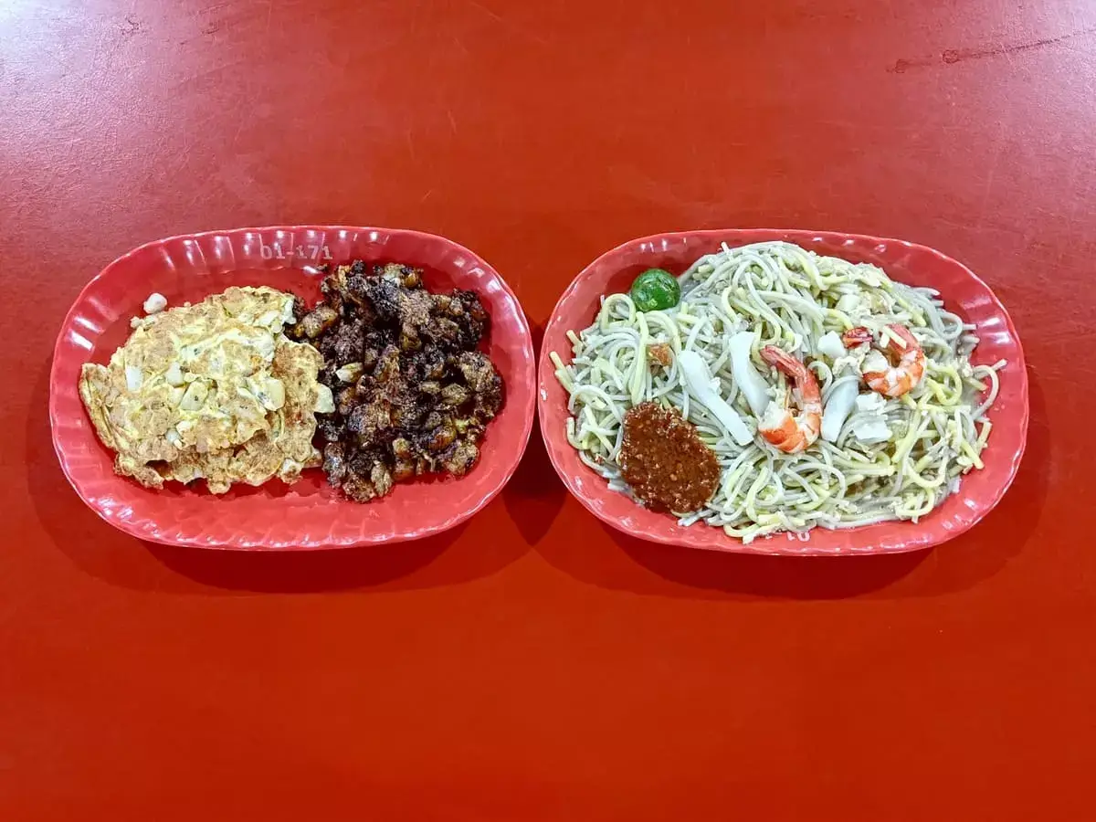 Yong Sheng: Fried Carrot Cake & Fried Hokkien Mee