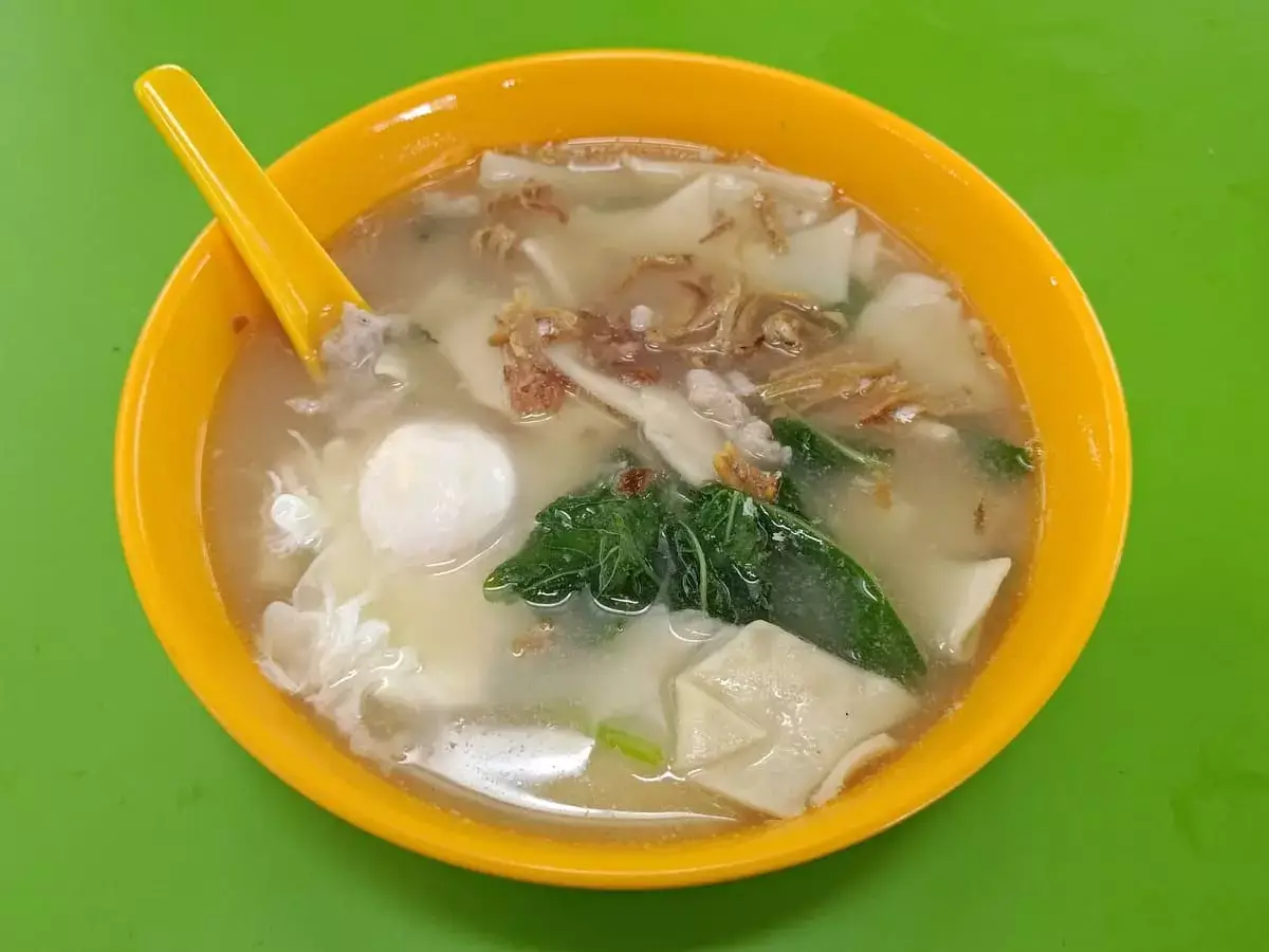 Zhong Xing Ban Mian: Mee Hoon Kueh Soup
