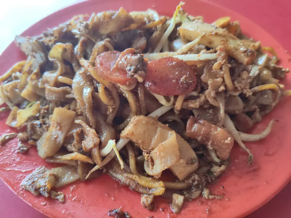 Zhuang Ji Cockles Char Kway Teow: Fried Kway Teow
